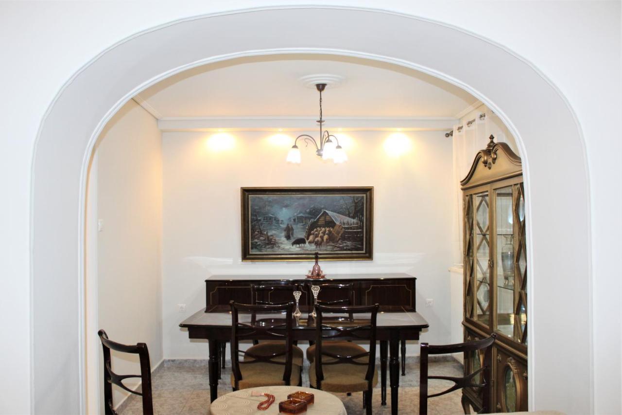 The Vacationer Apartment Agria Bagian luar foto